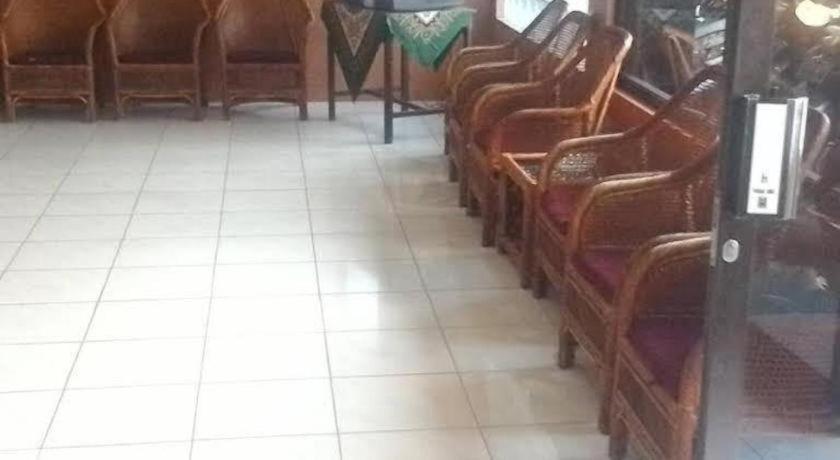 Hotel Tosari Malang Bagian luar foto